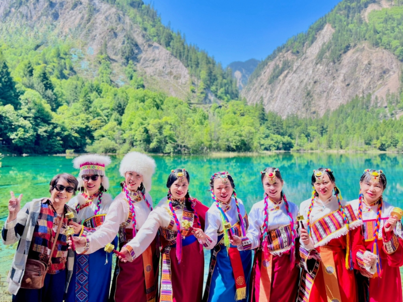 TOUR TẾT DƯƠNG LỊCH 2026: TRẢI NGHỆM HÀNH TRÌNH THÀNH ĐÔ - CỬU TRẠI CÂU - LẠC SƠN ĐẠI PHẬT 6 NGÀY 5 ĐÊM 